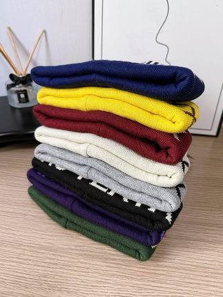 121806字母针织帽毛线帽男女同款冬季加厚防寒保暖护耳套头帽子潮