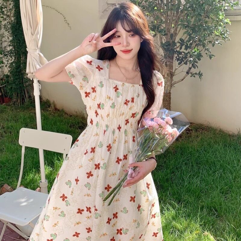 大码胖妹妹方领碎花连衣裙女夏新款法式复古高级感收腰显瘦桔梗裙图片