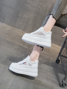 2026年春秋季新款内增高小白鞋女8CM厚底真皮休闲鞋坡跟女鞋显高
