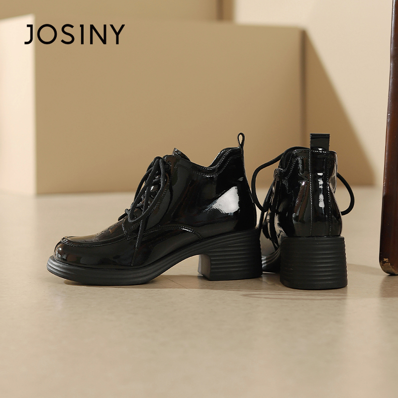 卓诗尼女鞋马丁靴英伦风