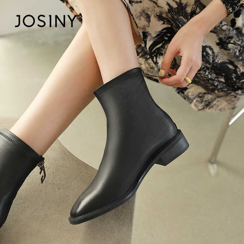 卓诗尼冬季新款时装靴方跟加绒