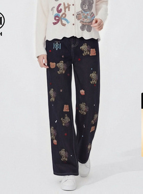 TCH2026春夏新款潮牌小熊烫钻深蓝色宽松直筒牛仔裤女T78A20E1133