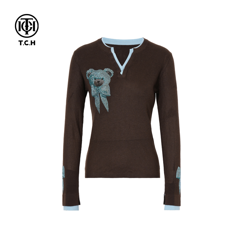 TCH私服2025秋冬新款氛围感烫钻时尚咖色打底针织衫女T75D09E1049