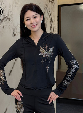 TCH烫钻时尚休闲修身夏季轻薄百防晒服外套上衣女T75B27E5017