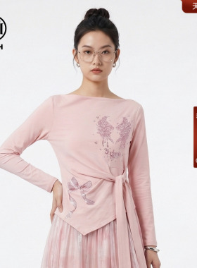 TCH粉色一字肩烫钻长袖T恤女绑带收腰不规则辣妹上衣T78A08E1021