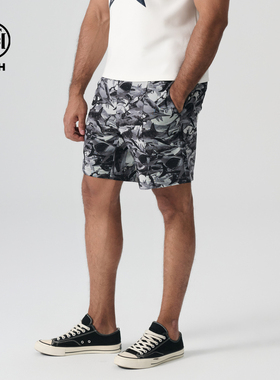 TCH 轻奢夏季新款烫钻个性休闲短裤男女同款T72B216027