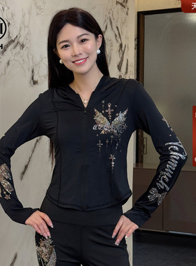 TCH烫钻时尚休闲修身夏季轻薄百防晒服外套上衣女T75B27E5017