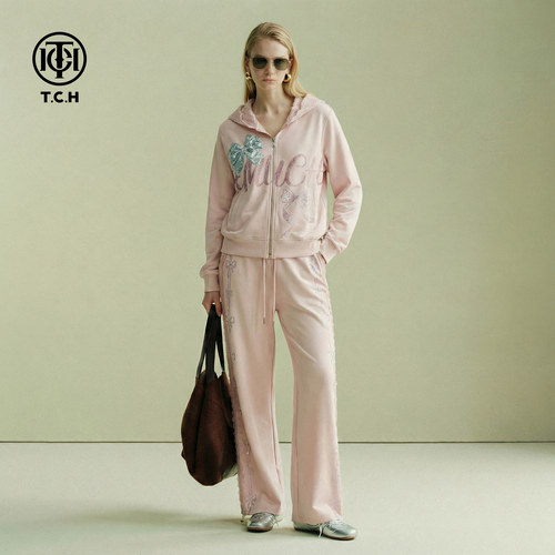 TCH时尚潮牌蝴蝶结字母烫钻连帽外套休闲裤粉色套装女T78A07E1145