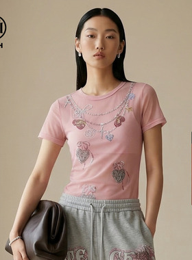 TCH甜酷风烫钻爱心短袖T恤女显瘦百搭圆领修身粉上衣T78A10E1056