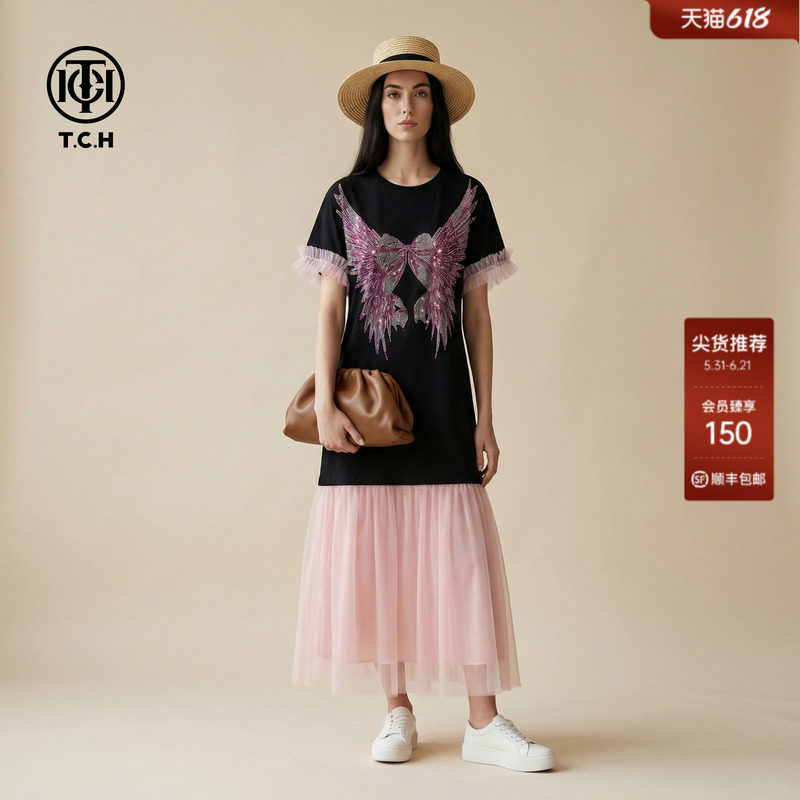 TCH烫钻翅膀网纱下摆连衣裙女