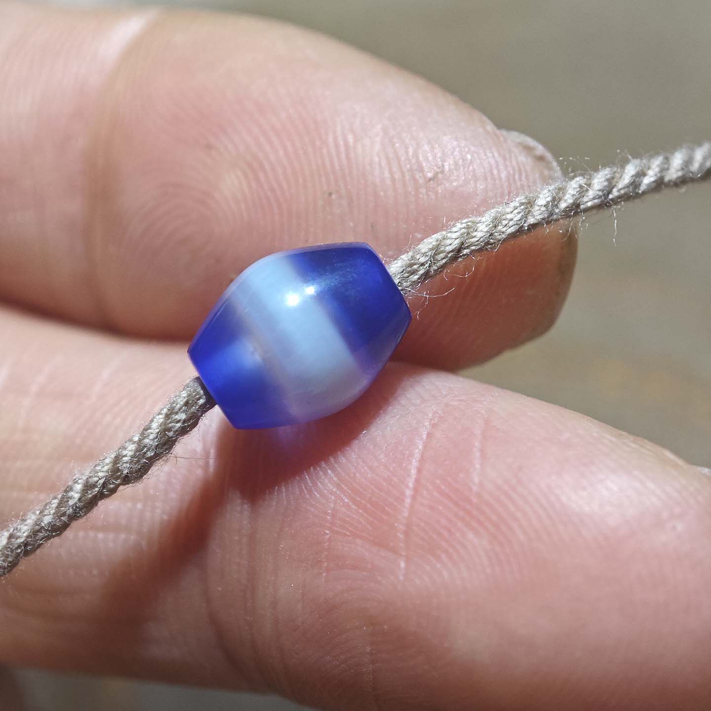 8MM天然蓝色宽线药师玛瑙鼓珠散珠文玩配饰DIY星月菩提金刚配珠