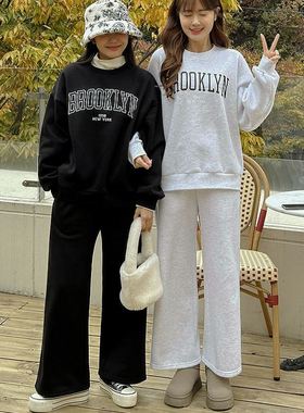 六1125韩国正品j-oamom-61310 套装区风格春季清新通勤端庄纯色