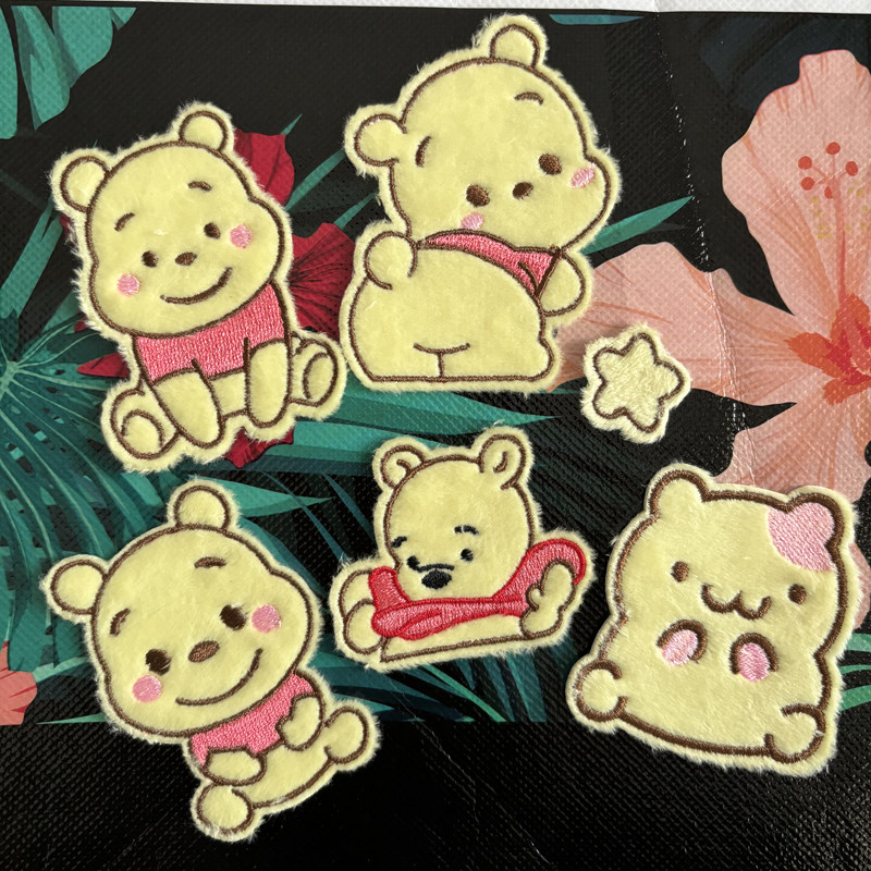 自粘款卡通动漫动物毛绒维尼熊布贴衣服包包装饰贴花修补贴diy