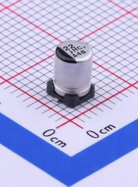 EEEHC0J220R 贴片型铝电解电容 22uF ±20% 6.3V SMD,D4xL5.8mm