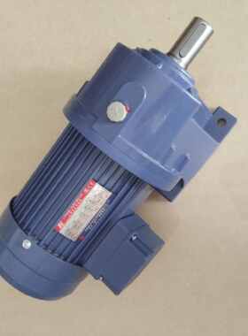原装正品现货东历减速电机PL32-0750-100S3东力齿轮马达YS750W-4P