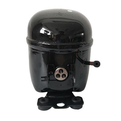 钱江万胜QD65H75H85H110HAK318HAK358HAK388HAK418H冰箱冰柜压缩