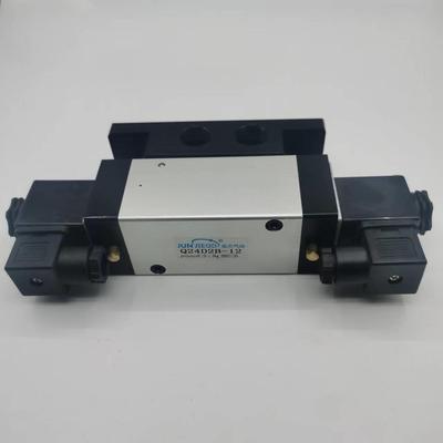 源头工厂Q24D2B-12二位四通双电控电磁阀Q24DB-8换向阀气动滑板阀