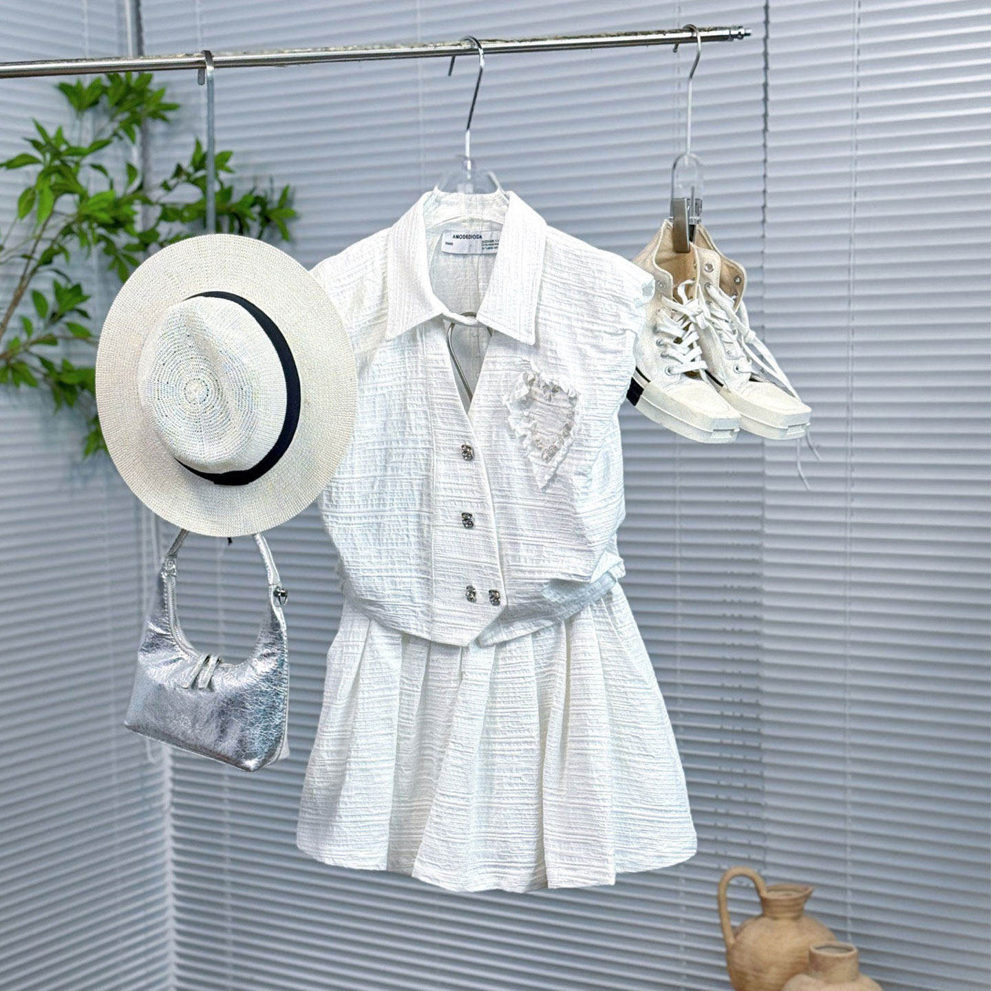 BBLY欧洲站小众深圳南油宽松马甲上衣肌理感时髦减龄半身裙套装女