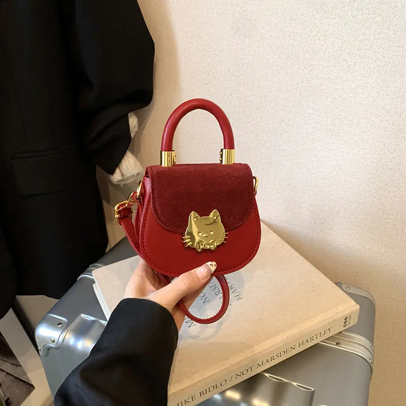 网红洋气儿童包包2025新款时尚可爱女童新年红包猫咪压岁钱斜挎包