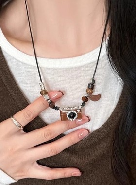 复古棕色相机吊坠项链女款