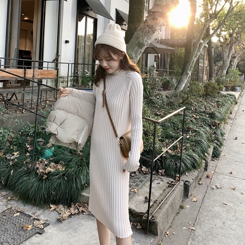 Actual shooting of the new Korean women's dress in autumn and winter 2021 chic temperament solid color pit strip half high neck knitted dress