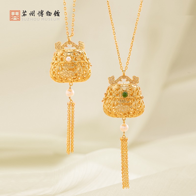 苏州博物馆碧玉花囊项链