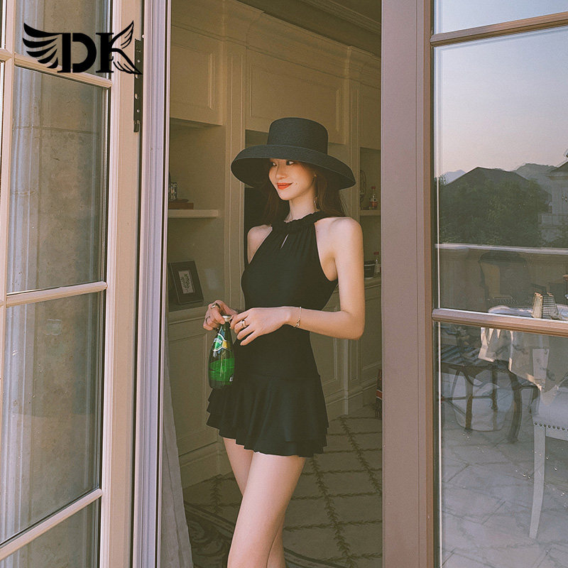 DK夏季泳衣女2025新款泡温泉泳装微胖女孩胖mm大码遮肉显瘦高级感