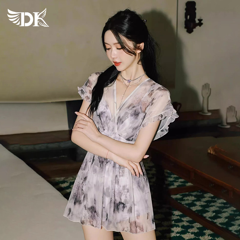 DK度假泳衣女连体保守高级感成人聚拢微胖遮肉2025年新款温泉