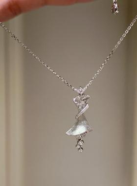 中古风银色拉丝裙子吊坠项链个性