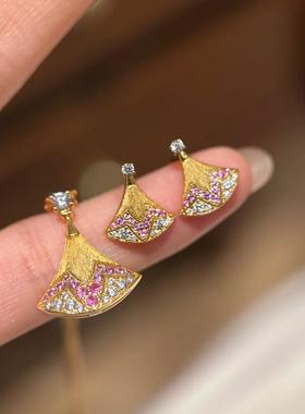 法式复古粉红刚玉拉丝小裙子项链