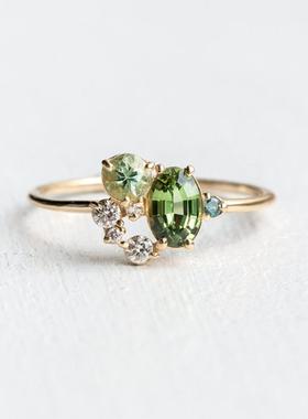 臻荣wish新款草原绿7颗钻戒指