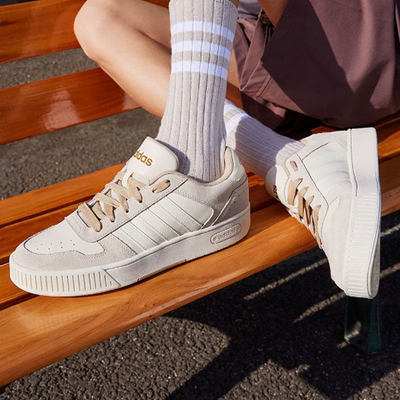 Adias男女款复古时尚休闲