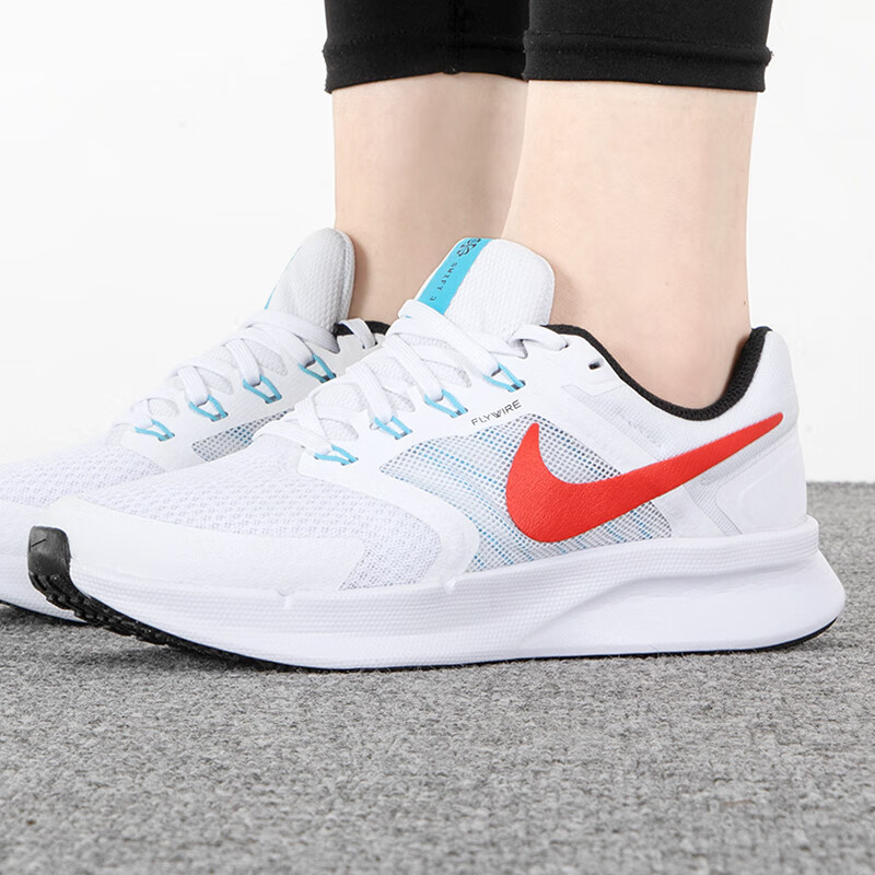 Nike耐克女鞋RUSWIFT3网