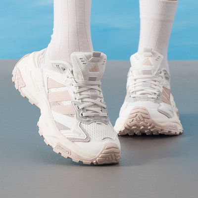 Adias阿迪达斯女鞋缓震跑