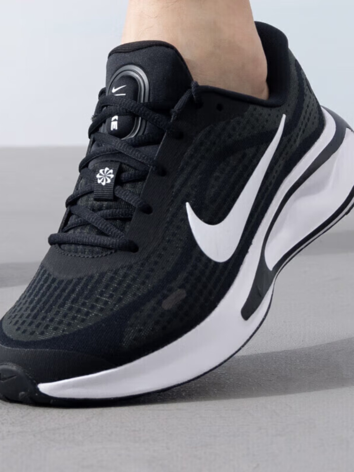 NIKE耐克男鞋夏季新款健身