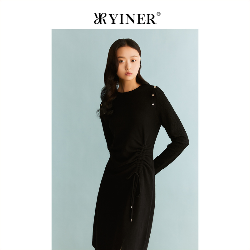 YINER音儿专选冬季女装法式小黑裙收褶绵羊毛针织连衣裙