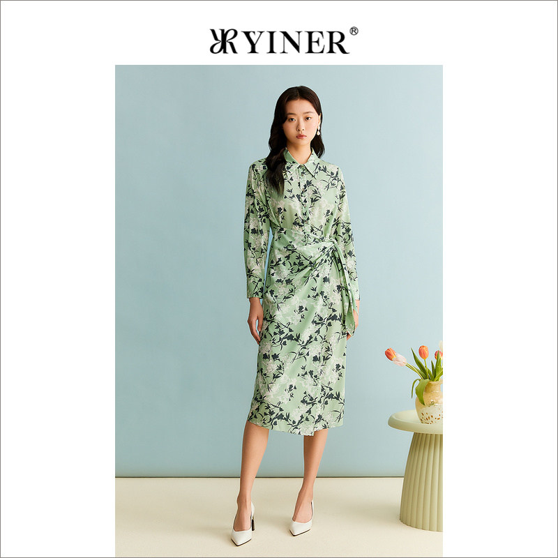 YINER音儿女装秋季优雅印花桑蚕丝艺术收褶衬衫领连衣裙