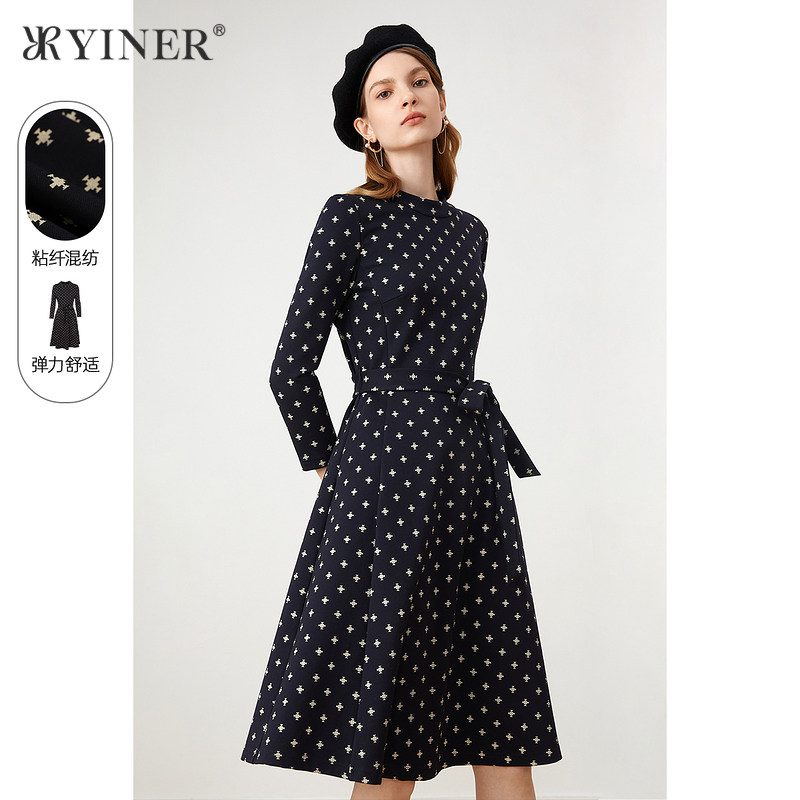 YINER音儿专选女装冬季系带艺术满印波点设计感A字连衣裙