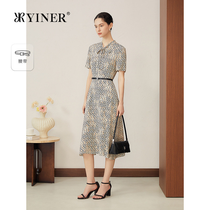 【真丝系列】YINER音儿专选2025夏季新款弹力飘带领印花连衣