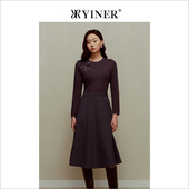 绵羊毛针织收腰A字绣花连衣裙 法式 YINER音儿女装 冬季