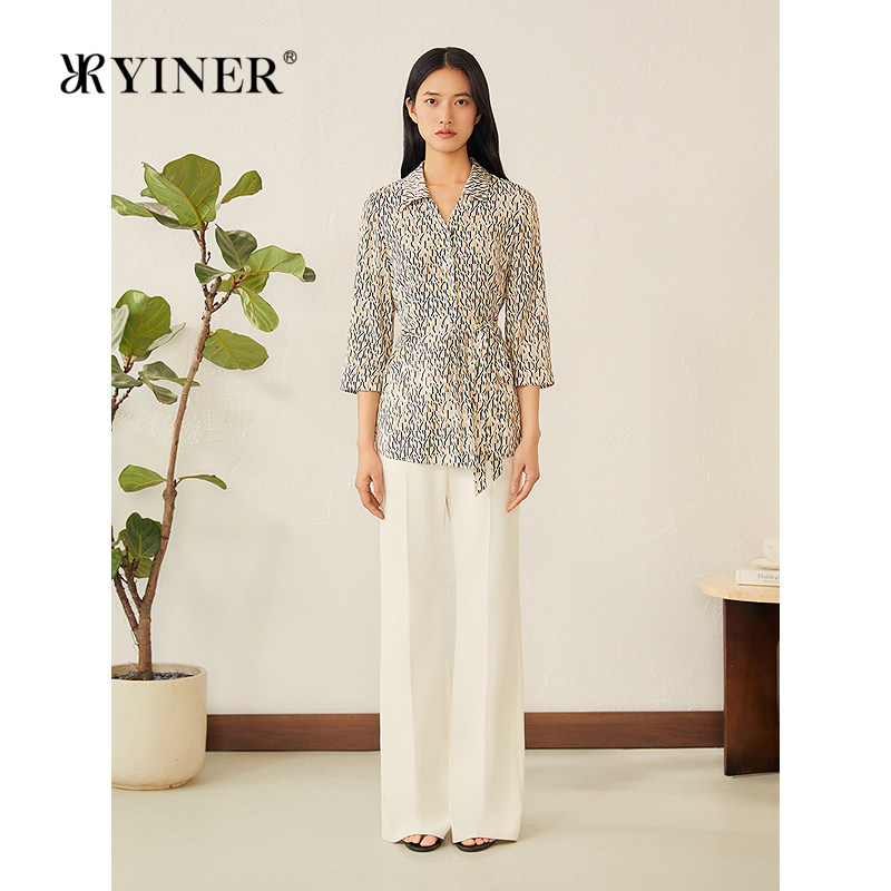 YINER音儿专选女装夏季时尚logo印花弹力斜纹桑蚕丝衬衫上衣图片