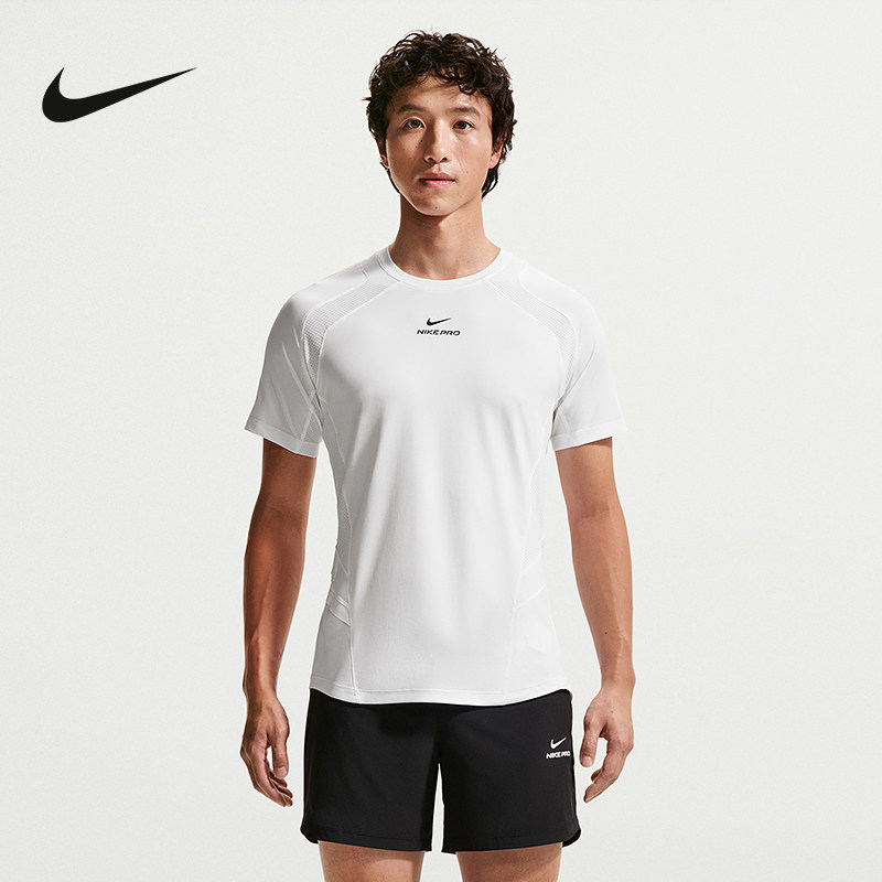 耐克（NIKE）|（新款）2026秋男短袖针织衫 IF2215-100 - 实物图