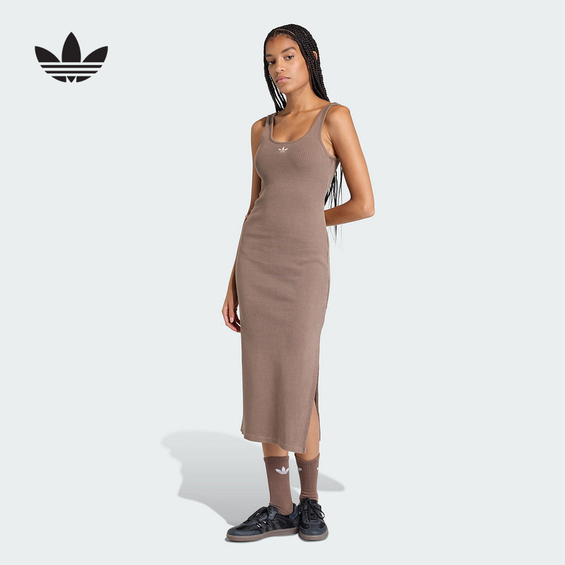 adidas阿迪达斯三叶草裙子2026夏女休闲舒适吊带运动连衣裙KE3167