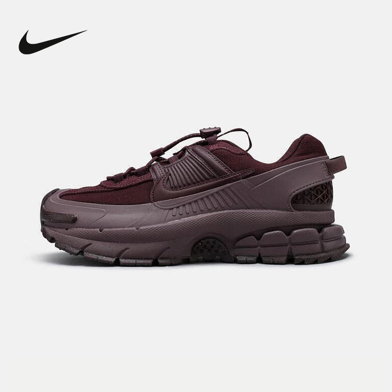 Nike耐克女鞋vomero酒红复古老爹鞋户外厚底拒水跑步鞋HQ2181-500