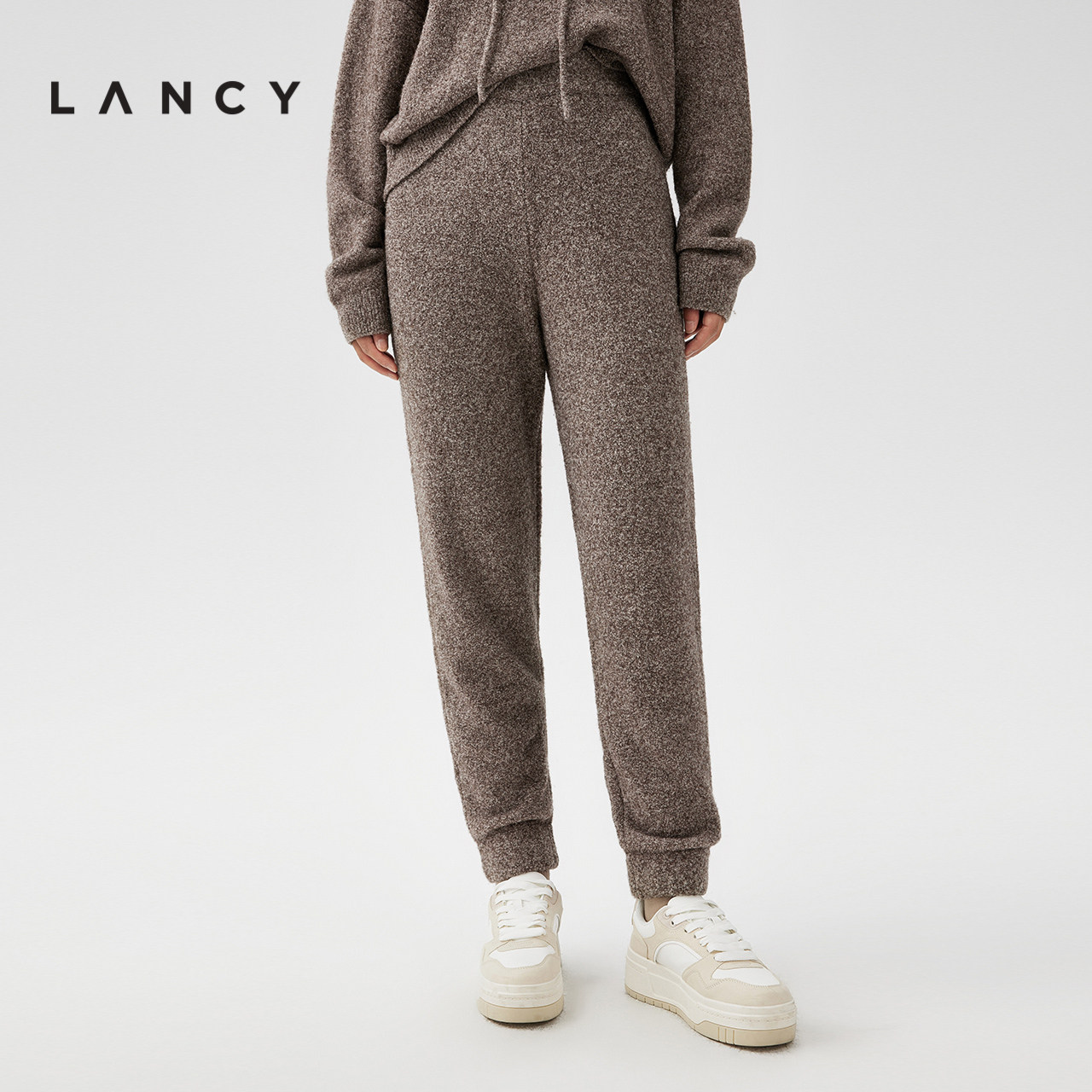 LANCY/朗姿2023冬季新款牦牛绒运动小脚裤子女高端绵羊毛休闲裤