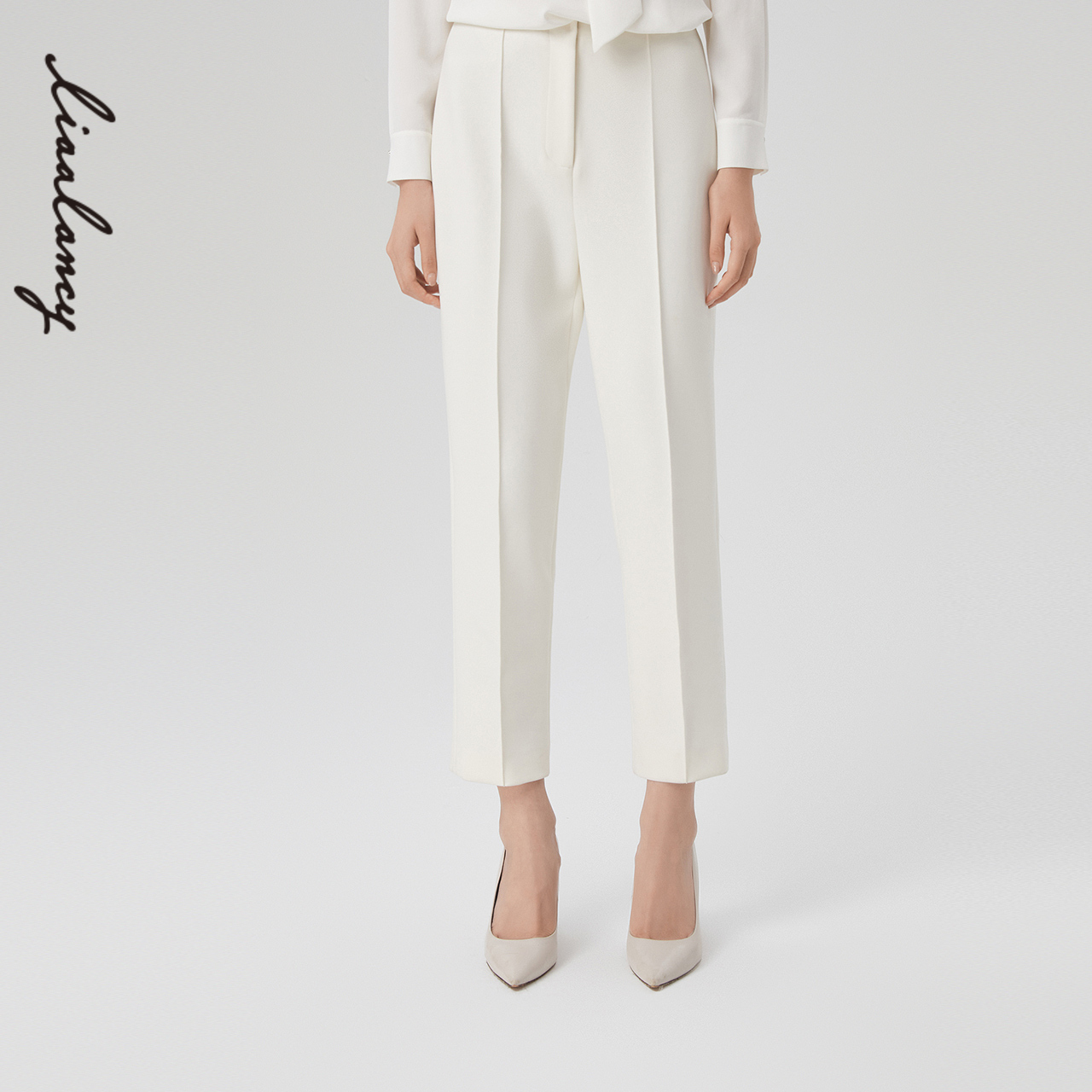 微喇裤型 可视中线