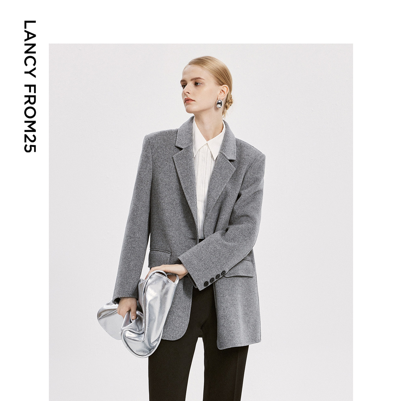 西装驳领 直身廓形 便捷双袋