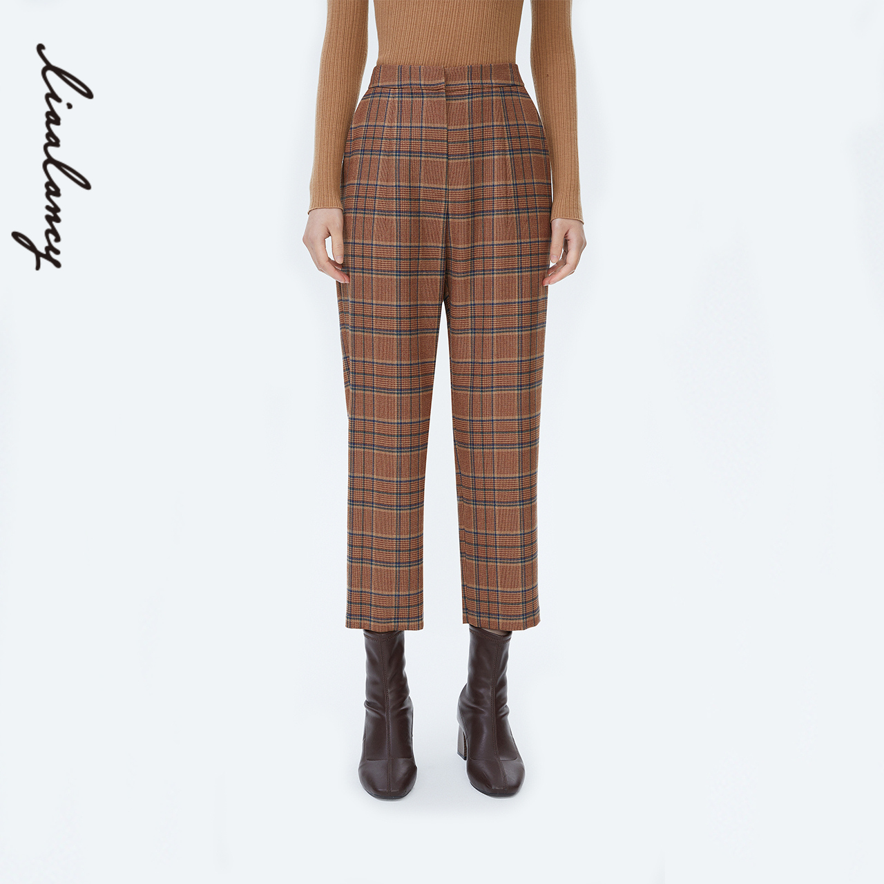 九分裤长 直筒裤型 格纹纹理