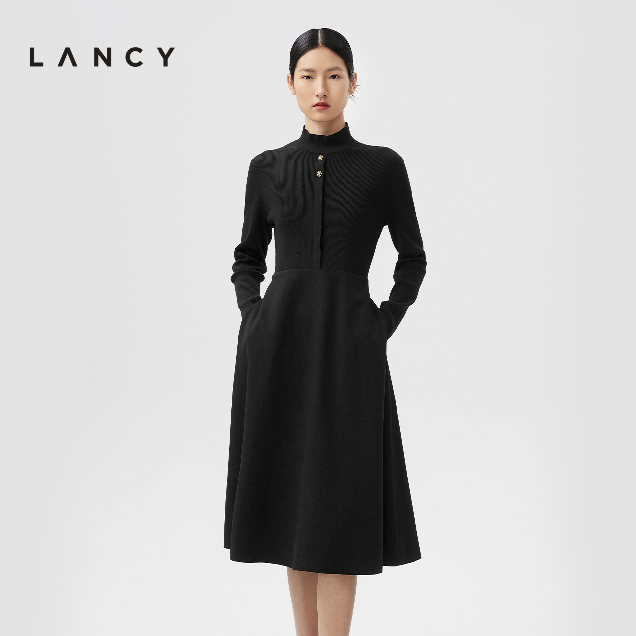 LANCY/朗姿2024春季新款半高领长袖黑色A字裙女高级感羊毛连衣裙