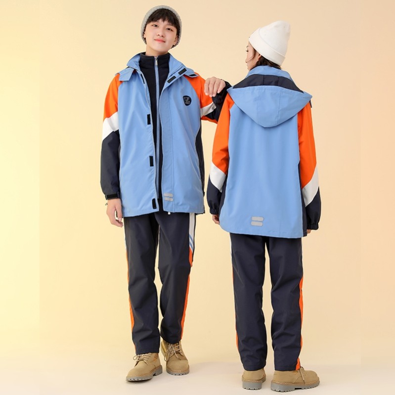 小学生校服冲锋衣三件套2022秋冬新品幼儿园园服防风保暖套装班服